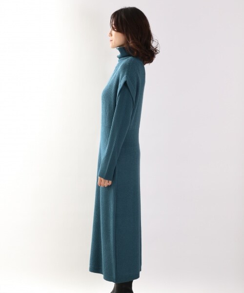 LOWRYS FARM（ローリーズファーム）の「タートルレイヤード２Ｐワンピース（ワンピース/ドレス・アイボリー/ブラウン/ブルー）」の4枚目の写真