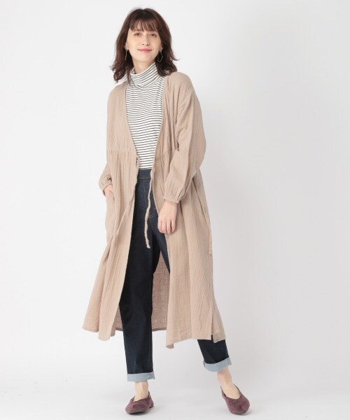 studio CLIP（スタディオクリップ）の「あったか機能付きタートルネックプルオーバー（トップス・ホワイト×ブラック/ブラック×ホワイト/オフホワイト/スモーク）」の5枚目の写真