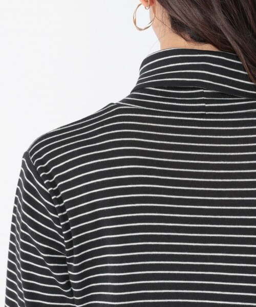 studio CLIP（スタディオクリップ）の「あったか機能付きタートルネックプルオーバー（トップス・ホワイト×ブラック/ブラック×ホワイト/オフホワイト/スモーク）」の16枚目の写真