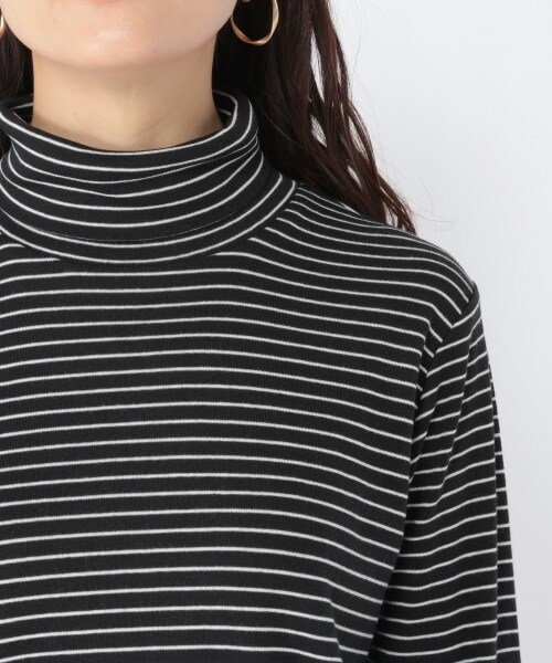 studio CLIP（スタディオクリップ）の「あったか機能付きタートルネックプルオーバー（トップス・ホワイト×ブラック/ブラック×ホワイト/オフホワイト/スモーク）」の13枚目の写真