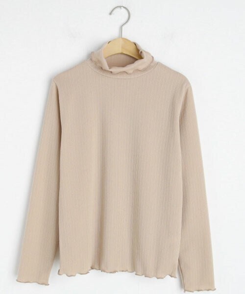 DHOLIC(ディーホリック)の「ウェーブハイネックTシャツ(Tシャツ/カットソー・レディース・ホワイト/レッド/ブラウン/ブラック/ベージュ・FREE)」の4枚目の写真