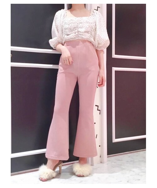 lilLilly（リルリリー）の「リボンニットフレアパンツ（パンツ・レディース・WHITE/PINK/BLUE/BLACK・FREE）」の5枚目の写真