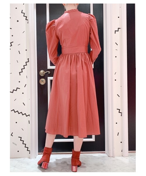 lilLilly（リルリリー）の「[pain]パワショルロングドレス（ワンピース/ドレス・レディース・BEIGE/ROSE/BLACK・FREE）」の13枚目の写真