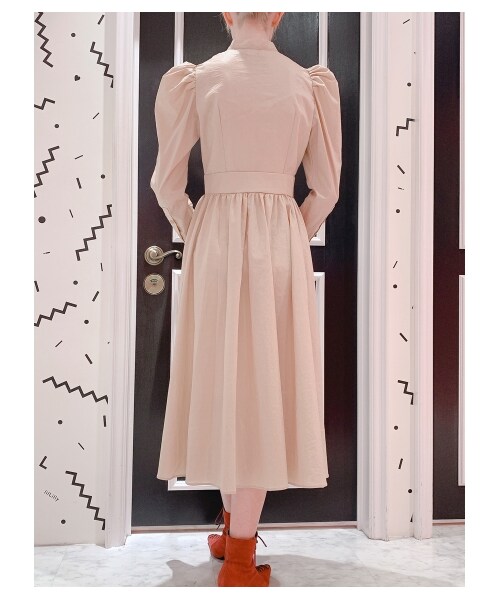 lilLilly（リルリリー）の「[pain]パワショルロングドレス（ワンピース/ドレス・レディース・BEIGE/ROSE/BLACK・FREE）」の9枚目の写真