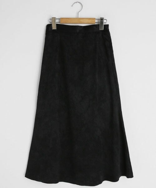 DHOLIC（ディーホリック）の「スエード調フレアスカート（スカート・レディース・グリーン/ブラック/ベージュ・FREE）」の2枚目の写真