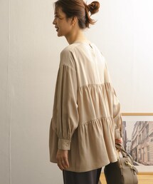 URBAN RESEARCH DOORS（アーバンリサーチドアーズ）の「ティアードチュニックブラウス（その他・レディース）」