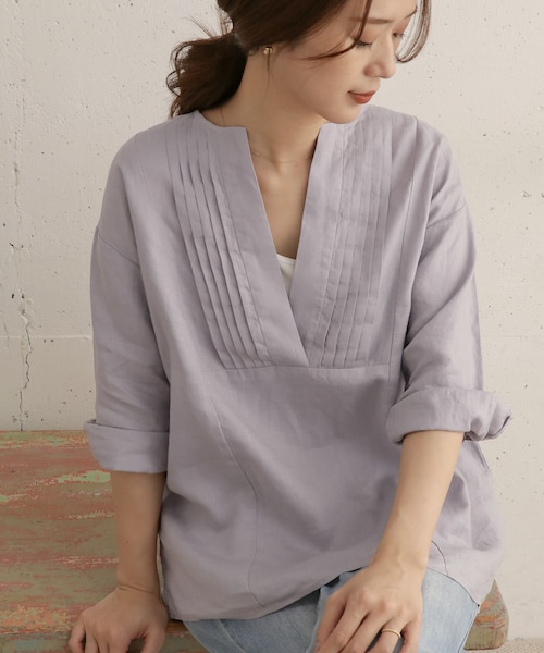 URBAN RESEARCH DOORS - ☆新品タグ付き☆今季DOORS☆ピンタックVネックブラウス URBAN RESEARCH DOORS（アーバンリサーチドアーズ）の「リネン