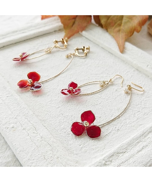 レッド系　ビジュー　ピアス　ハンドメイド　イヤリング変更可 レッド系 ビジュー ピアス ハンドメイド イヤリング変更可 ビジュー