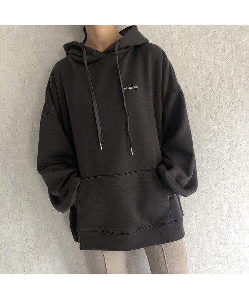 copine（コピン）の「再入荷！しっかりとした厚みあったか裏起毛！バックプリントオーバーサイズパーカー(3color)（パーカー・レディース・その他）」の2枚目の写真