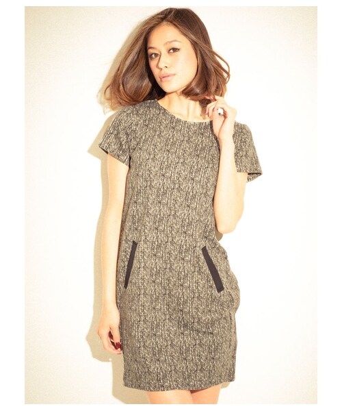 PEACH JOHN（ピーチジョン）の「ＴＯＷＮ／ツイードプリントコクーンワンピ（ワンピース/ドレス・ブラック/ベージュ/ブルー・S/M/M/L/L/LL）」の2枚目の写真