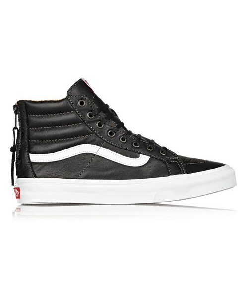skate high top shoes