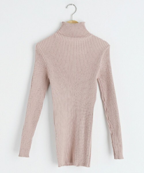 DHOLIC（ディーホリック）の「スリムリブタートルネックニット（ニット/セーター・レディース・ホワイト/グリーン/ブラック/ピンク/イエロー/ベージュ・FREE）」の6枚目の写真