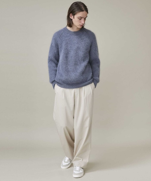 BATONER（バトナー）の「SUPER KIDMOHAIR SIGNATURE CREW NECK