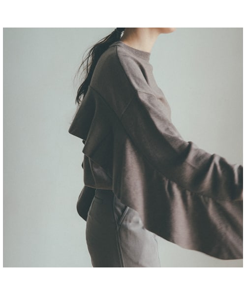 CLANE（クラネ）の「CLANE クラネ “BACK FRILL KNIT TOPS