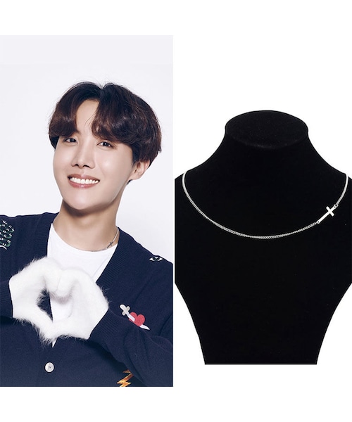 no brand（ノーブランド）の「BTS ホソク 着用モデル シルバークロス
