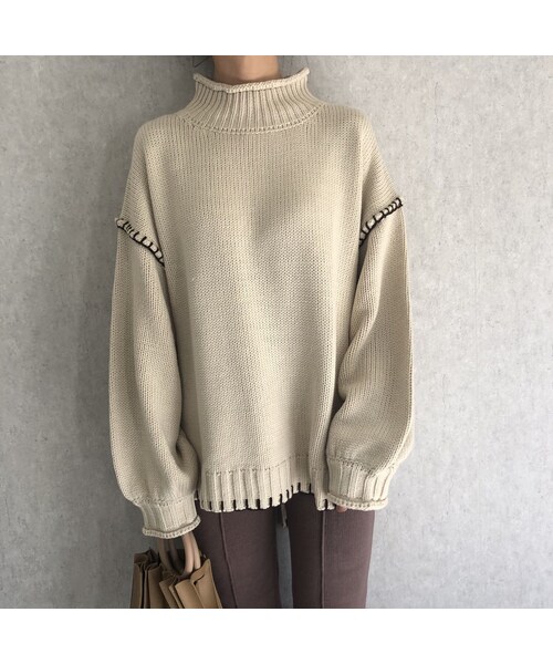 copine（コピン）の「12月10日再入荷！バックスリットデザイン！ハンドステッチモックネックゆるニット(3color)（ニット/セーター・レディース・その他）」の7枚目の写真