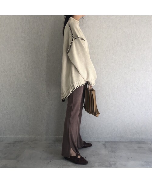 copine（コピン）の「12月10日再入荷！バックスリットデザイン！ハンドステッチモックネックゆるニット(3color)（ニット/セーター・レディース・その他）」の6枚目の写真