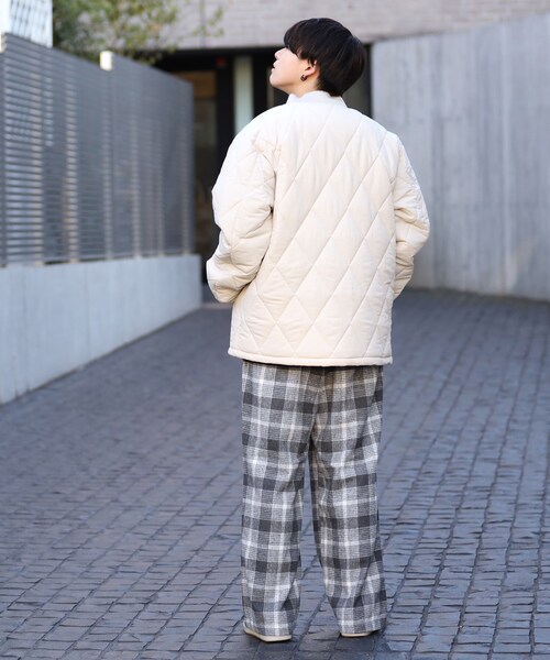 BOYSHE(ボーイシー)の「チェック バンディング起毛ワイドパンツ グレー(その他パンツ・レディース・その他)」の4枚目の写真