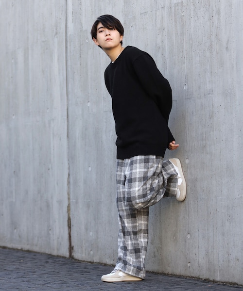 BOYSHE(ボーイシー)の「チェック バンディング起毛ワイドパンツ グレー(その他パンツ・レディース・その他)」の8枚目の写真