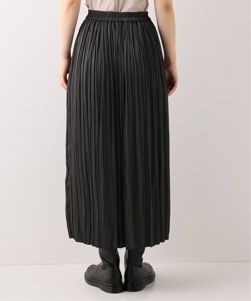 B.C STOCK（ベーセーストック）の「カッセンサテンプリーツスカート（スカート・ブラック/フリー/在庫あり）」の17枚目の写真