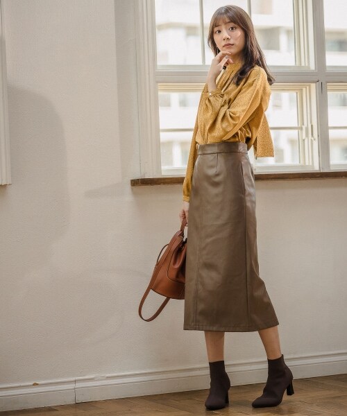 Andemiu（アンデミュウ）の「エコレザーサスツキスカート（スカート・ブラック/ライトブラウン(NEW)/ベージュ(NEW)）」の5枚目の写真