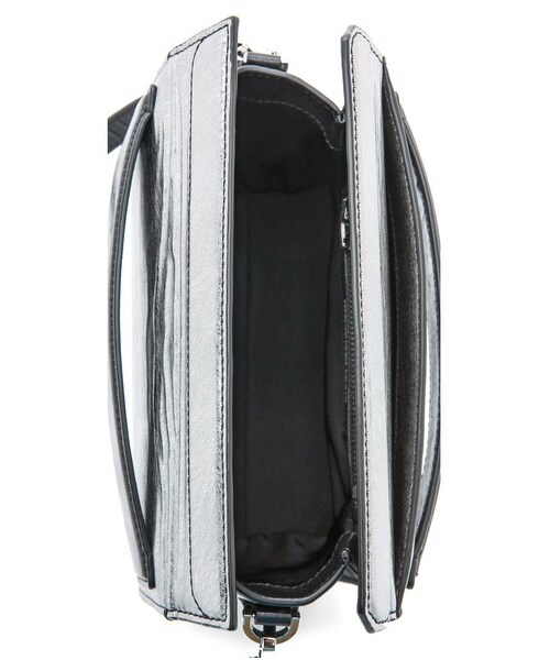 alexanderwang(アレキサンダーワン)の「Alexander Wang Chastity Mini Clutch(クラッチバッグ・レディース・Silver・One Size)」の4枚目の写真