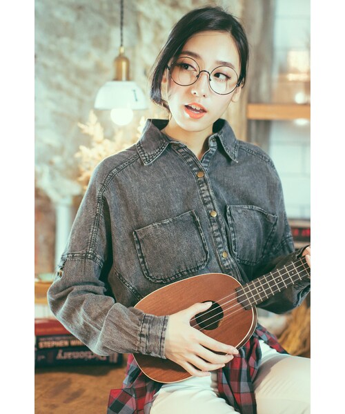 ORENDA（オレンダ）の「反摺袖扣環牛仔襯衫（トップス・レディース・藍/黑・F）」の13枚目の写真