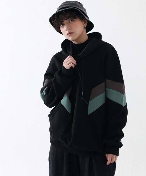 BOYSHE（ボーイシー）の「高密度ニット  ハイネックプルオーバー　ブラック【2 size】（ニット/セーター・レディース・その他）」の11枚目の写真