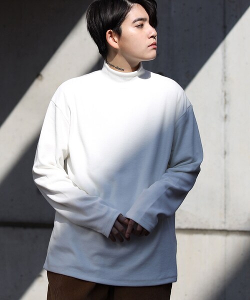 BOYSHE（ボーイシー）の「高密度ニット  ハイネックプルオーバー　オフホワイト【2 size】（ニット/セーター・レディース・その他）」の4枚目の写真