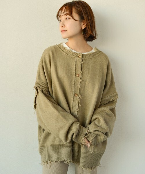 Auntie Rosa Holiday（アンティローザホリデー）の「2WAYフリンジニット（ニット/セーター・レディース・ブラック/ベージュ/グリーン/ホワイト・FREE）」の4枚目の写真