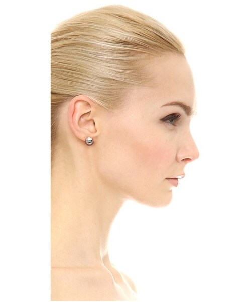 TORY BURCH（トリーバーチ）の「Tory Burch Small Domed Studs（ピアス（両耳用）・Silver・One Size）」の2枚目の写真