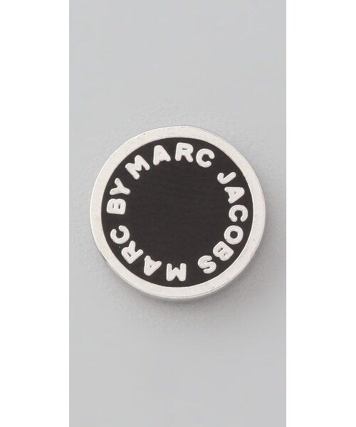 Marc by Marc Jacobs（マークバイマークジェイコブス）の「Marc by Marc Jacobs Logo Disc Stud Earrings（ピアス（両耳用）・Cream/Black (Oro)・One Size）」の2枚目の写真