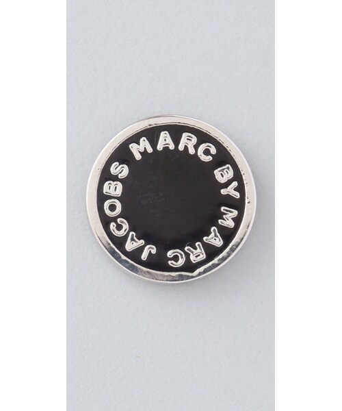 Marc by Marc Jacobs（マークバイマークジェイコブス）の「Marc by Marc Jacobs Logo Disc Stud Earrings（ピアス（両耳用）・Cream/Black (Oro)・One Size）」の8枚目の写真