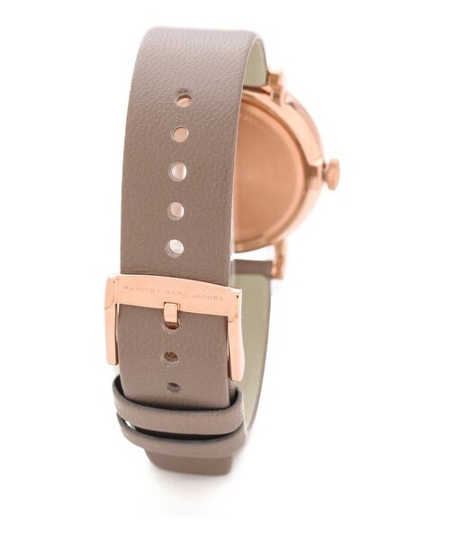 Marc by Marc Jacobs（マークバイマークジェイコブス）の「Marc by Marc Jacobs Leather Baker Watch（アナログ腕時計・Brown/Rose Gold・One Size）」の3枚目の写真