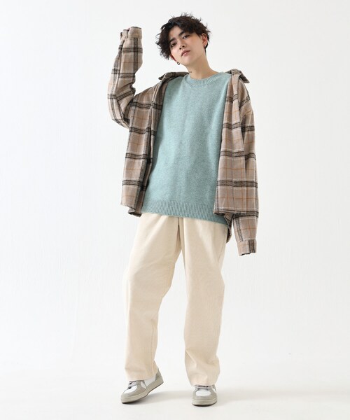 BOYSHE（ボーイシー）の「コーデュロイワイド・テーパードパンツ　アイボリー（その他パンツ・レディース・その他）」の3枚目の写真