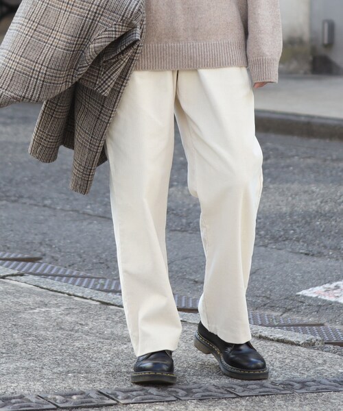 BOYSHE（ボーイシー）の「コーデュロイワイド・テーパードパンツ　アイボリー（その他パンツ・レディース・その他）」の9枚目の写真