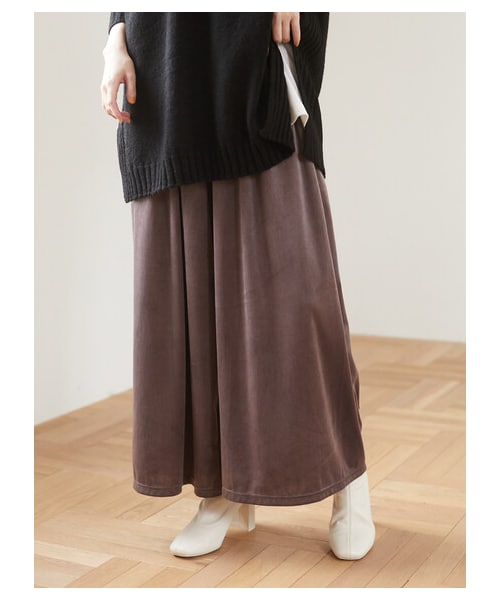 Green Parks(グリーンパークス)の「・RAY CASSIN ベロアコールワイドパンツ(パンツ・ブラック/グレーベージュ/グリーン/ブルー・F)」の2枚目の写真