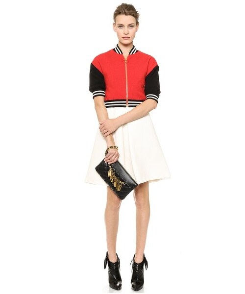 MOSCHINO（モスキーノ）の「Moschino Leather Clutch（クラッチバッグ・Black・One Size）」の3枚目の写真