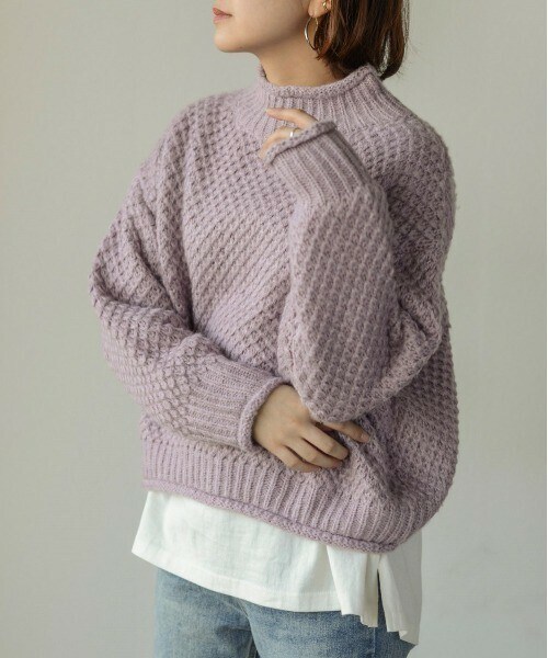 Auntie Rosa Holiday（アンティローザホリデー）の「変わり編みハイネックニット（ニット/セーター・レディース・グリーン/ベージュ/ブルー/パープル・FREE）」の4枚目の写真