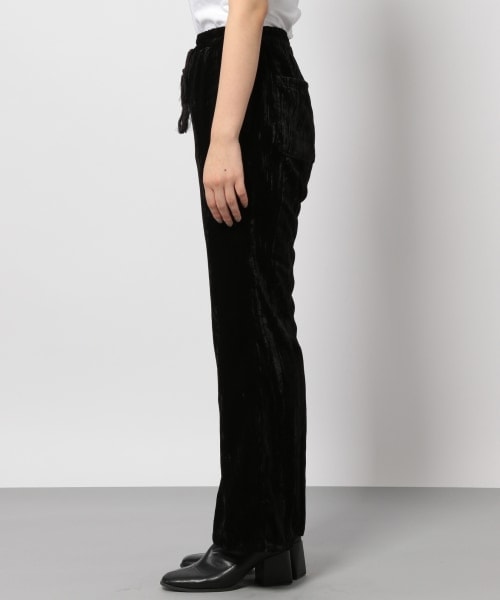 PAGEBOY（ページボーイ）の「【WEB先行予約】クラッシュベロアルーズパンツ（パンツ・レディース・ブラック/グレージュ/ダークブラウン・F）」の10枚目の写真