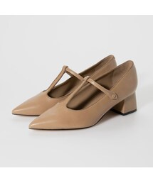 CHARLES & KEITH（チャールズ & キース）の「【2020 WINTER 新作】ティバーメリージェーンパンプス / T-Bar Mary Jane Pumps （Camel）（その他）」