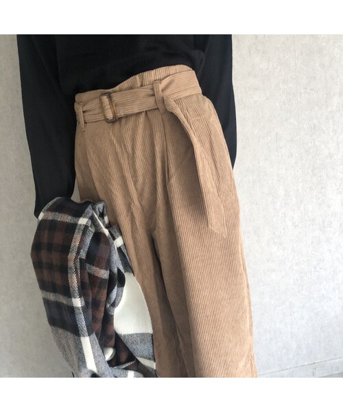 copine(コピン)の「ベルト取り外し可能!ハイライズタック入りソフトコーデュロイワイドパンツ(その他パンツ・レディース・その他)」の7枚目の写真