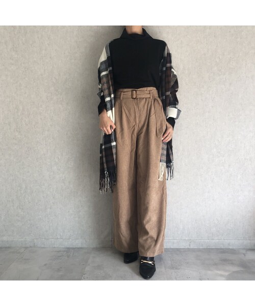 copine(コピン)の「ベルト取り外し可能!ハイライズタック入りソフトコーデュロイワイドパンツ(その他パンツ・レディース・その他)」の1枚目の写真