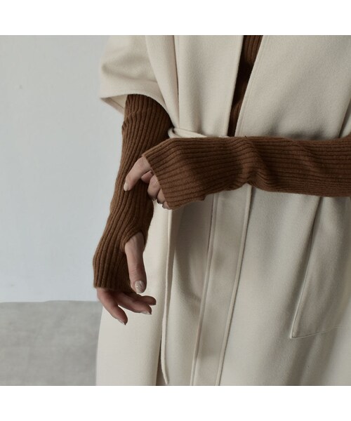 Lavish Gate（ラヴィッシュゲート）の「knit-02101 フィンガーホール
