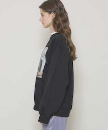 Name.（ネーム）の「ノーマンロックウェルプリントクルーネック