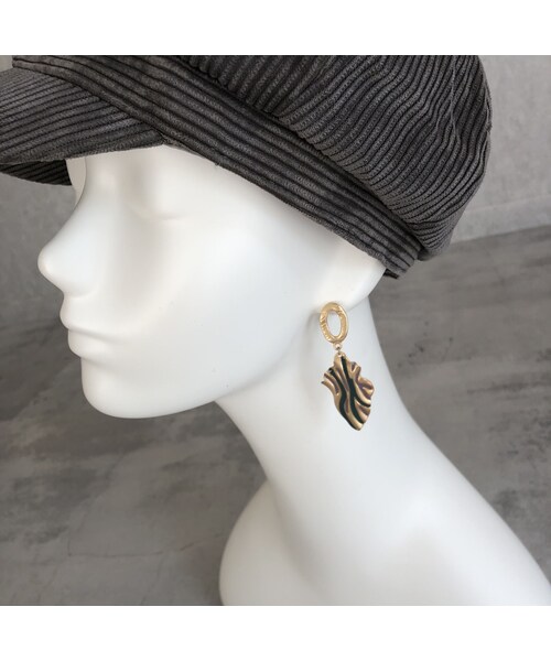 copine（コピン）の「変形カラーモチーフピアス/イヤリング【クリックポスト対象商品】（ピアス（両耳用）・レディース・その他）」の6枚目の写真