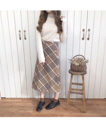 SUZiE WiNKLE（スージー ウィンクル）の「suede retro skirt（ニット/セーター）」