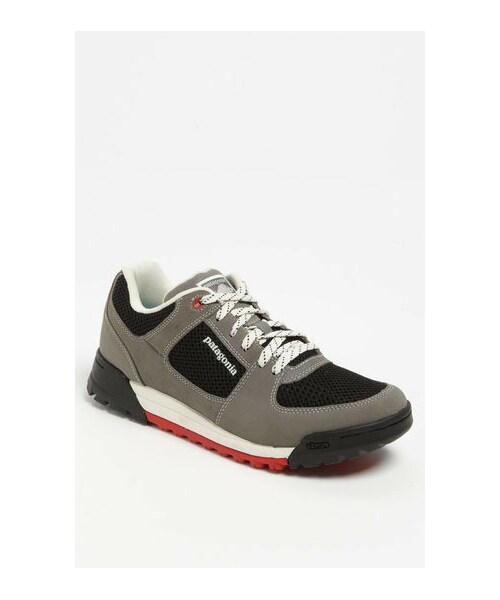 patagonia(パタゴニア)の「Patagonia 'Javelina AC' Walking Shoe (Men) (Online Only)(スニーカー・Forge Grey・10 M)」の3枚目の写真