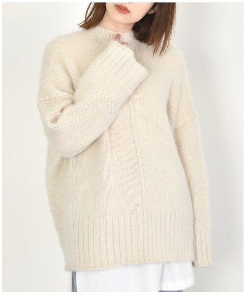 w closet(ダブルクローゼット)の「3G起毛加工カーディガン(トップス・レディース・オフホワイト/オレンジ/サックス・FREE/M/L)」の9枚目の写真