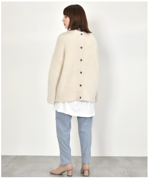 w closet(ダブルクローゼット)の「3G起毛加工カーディガン(トップス・レディース・オフホワイト/オレンジ/サックス・FREE/M/L)」の13枚目の写真